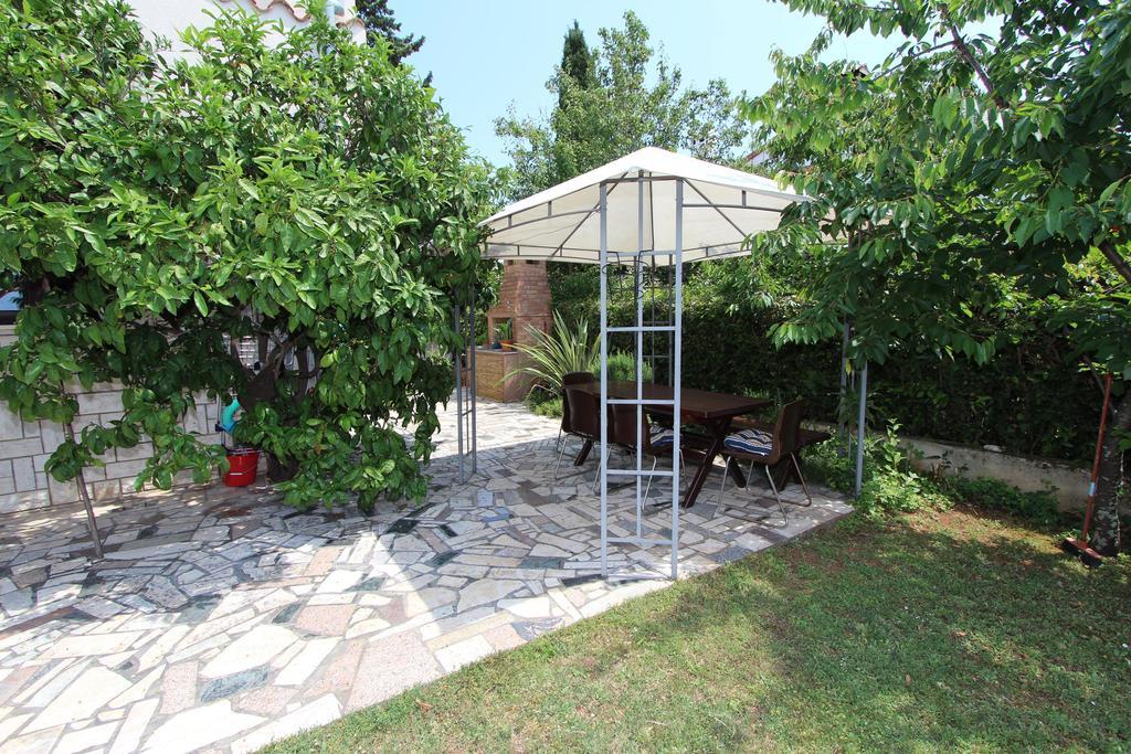 Apartments Lara Rovinj Exterior foto