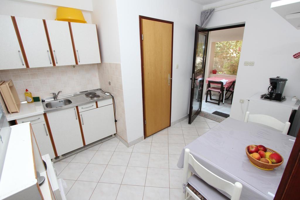Apartments Lara Rovinj Exterior foto