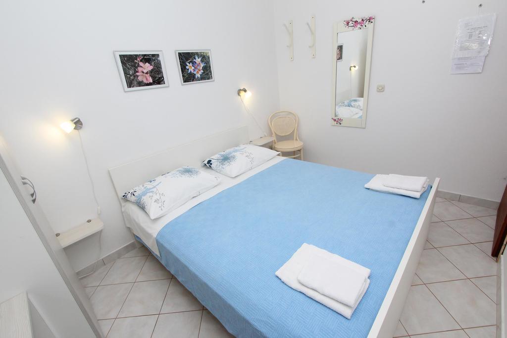 Apartments Lara Rovinj Exterior foto