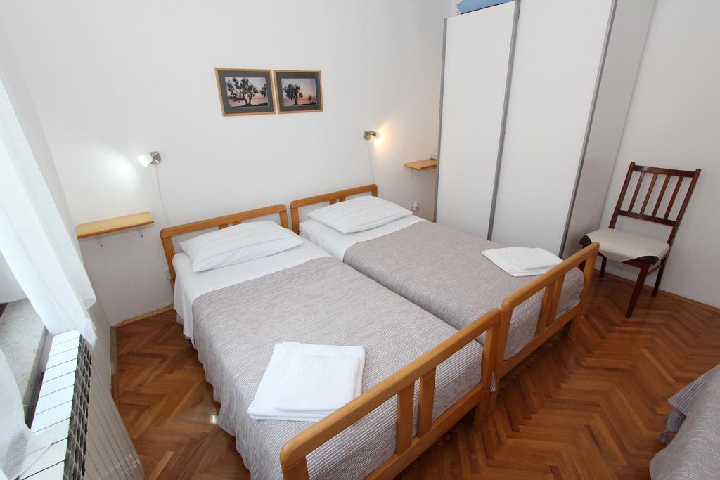 Apartments Lara Rovinj Exterior foto