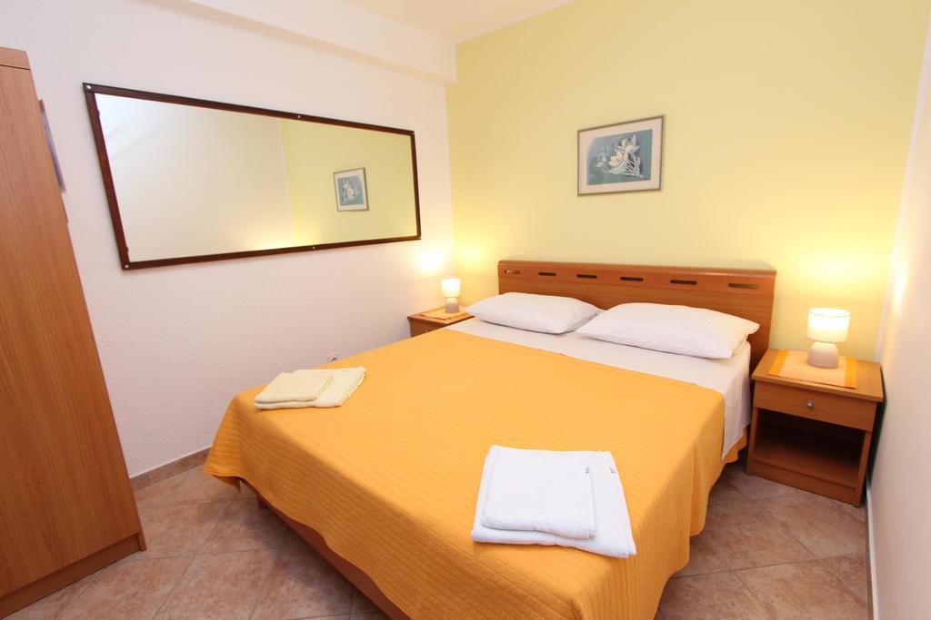 Apartments Lara Rovinj Exterior foto