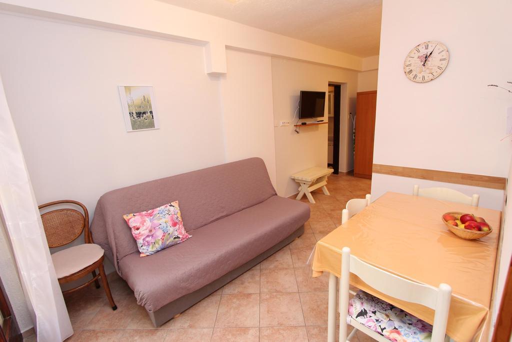 Apartments Lara Rovinj Exterior foto